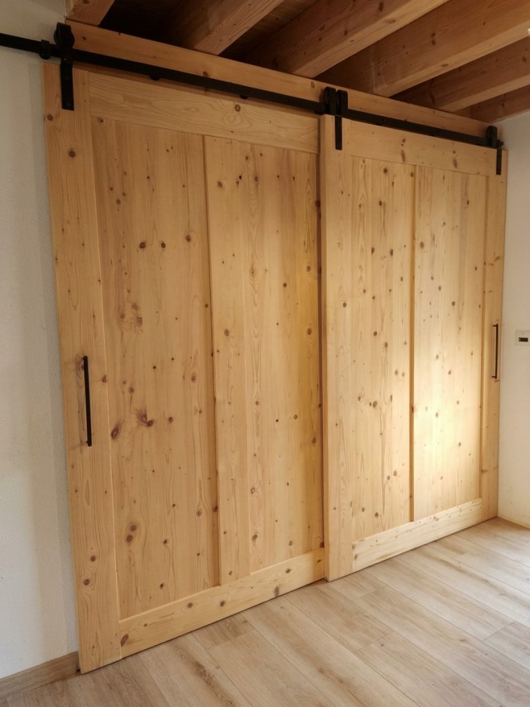 Porte de placard par l&rsquo;Atelier du Bwé